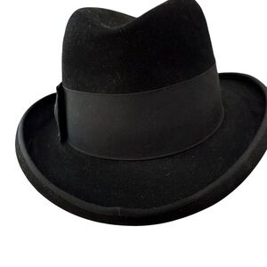 Churchill LTD Black Homburg Fedora /Bowler Hat Size 7 Long Oval Vintage